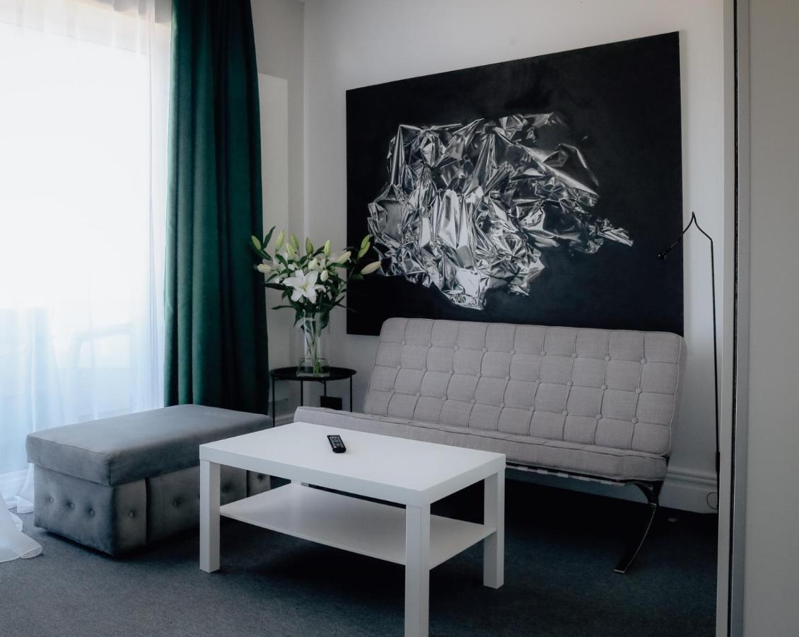 Nowa Zatoka Centrum Art & Businessソポト エクステリア 写真